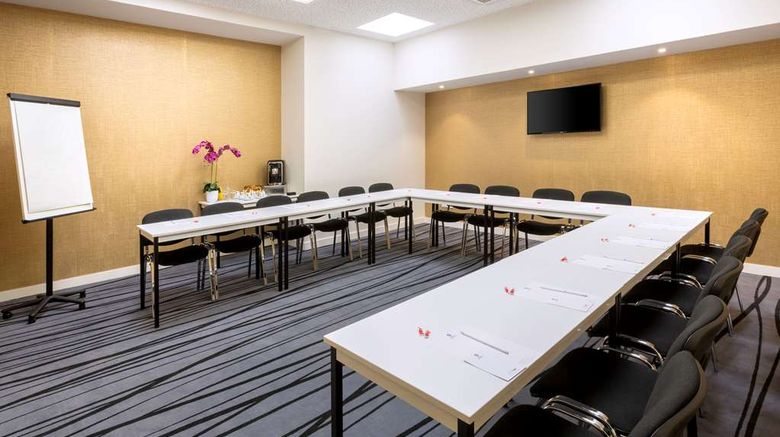 <b>Best Western Hotel Journel Paris Sud Meeting</b>. Images powered by <a href="https://iceportal.shijigroup.com/" title="IcePortal" target="_blank">IcePortal</a>.