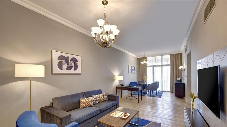 Two Seasons Hotel & Apartments Room