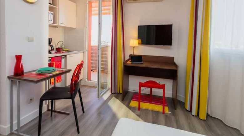 <b>Appart-Hotel Mer & Golf City Perpignan Room</b>. Images powered by <a href="https://iceportal.shijigroup.com/" title="IcePortal" target="_blank">IcePortal</a>.