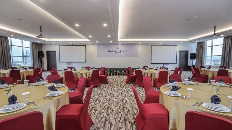 <b>Golden Tulip Essential Makassar Ballroom</b>. Images powered by <a href="https://iceportal.shijigroup.com/" title="IcePortal" target="_blank">IcePortal</a>.