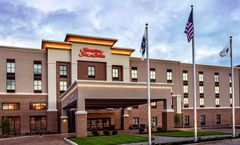 Hampton Inn & Suites Foxborough