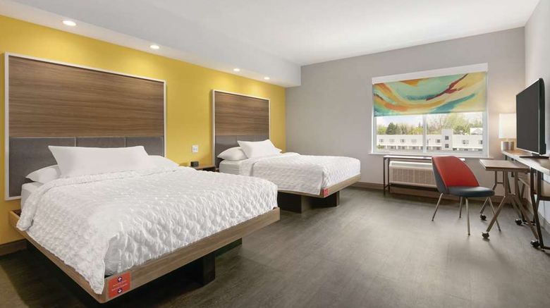 <b>Tru by Hilton Williamsville Buffalo Arpt Room</b>. Images powered by <a href="https://iceportal.shijigroup.com/" title="IcePortal" target="_blank">IcePortal</a>.