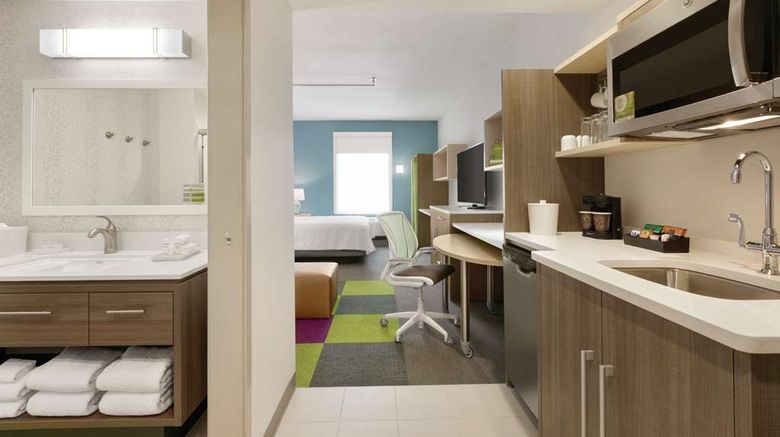 <b>Home2 Suites Williamsville Buffalo Arpt Room</b>. Images powered by <a href="https://iceportal.shijigroup.com/" title="IcePortal" target="_blank">IcePortal</a>.