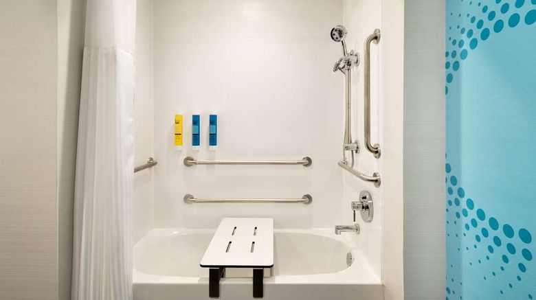 <b>Tru by Hilton Cedar Rapids Westdale Room</b>. Images powered by <a href="https://iceportal.shijigroup.com/" title="IcePortal" target="_blank">IcePortal</a>.