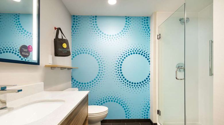 <b>Tru by Hilton Cedar Rapids Westdale Room</b>. Images powered by <a href="https://iceportal.shijigroup.com/" title="IcePortal" target="_blank">IcePortal</a>.