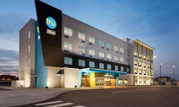 Tru by Hilton Cedar Rapids Westdale