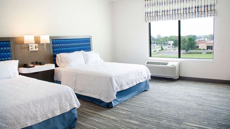 <b>Hampton Inn Lebanon Room</b>. Images powered by <a href="https://iceportal.shijigroup.com/" title="IcePortal" target="_blank">IcePortal</a>.