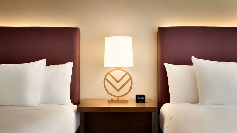<b>Embassy Suites Phoenix Downtown North Room</b>. Images powered by <a href="https://iceportal.shijigroup.com/" title="IcePortal" target="_blank">IcePortal</a>.