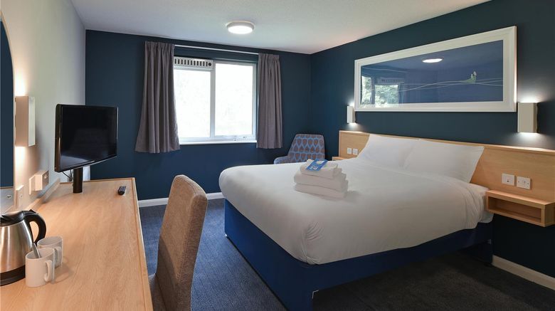 <b>Travelodge Aberdeen Airport Room</b>. Images powered by <a href="https://iceportal.shijigroup.com/" title="IcePortal" target="_blank">IcePortal</a>.