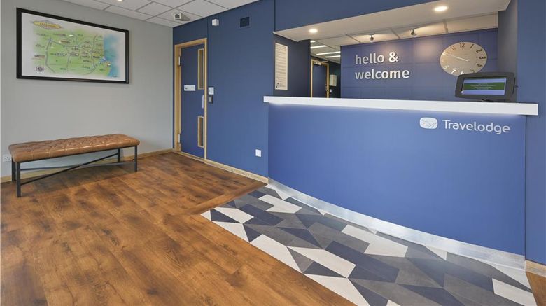 <b>Travelodge Aberdeen Bucksburn Lobby</b>. Images powered by <a href="https://iceportal.shijigroup.com/" title="IcePortal" target="_blank">IcePortal</a>.