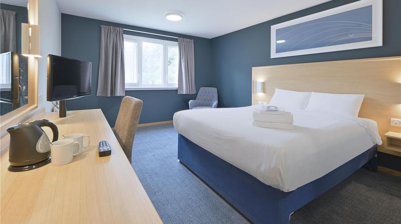 <b>Travelodge Aberdeen Bucksburn Room</b>. Images powered by <a href="https://iceportal.shijigroup.com/" title="IcePortal" target="_blank">IcePortal</a>.