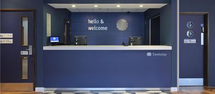 Travelodge Aldershot Lobby