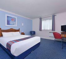 Travelodge Arundel Fontwell Park Hotel Room