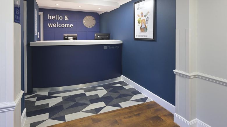 <b>Travelodge Arundel Fontwell Park Hotel Lobby</b>. Images powered by <a href="https://iceportal.shijigroup.com/" title="IcePortal" target="_blank">IcePortal</a>.