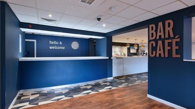 Travelodge Ashford Lobby