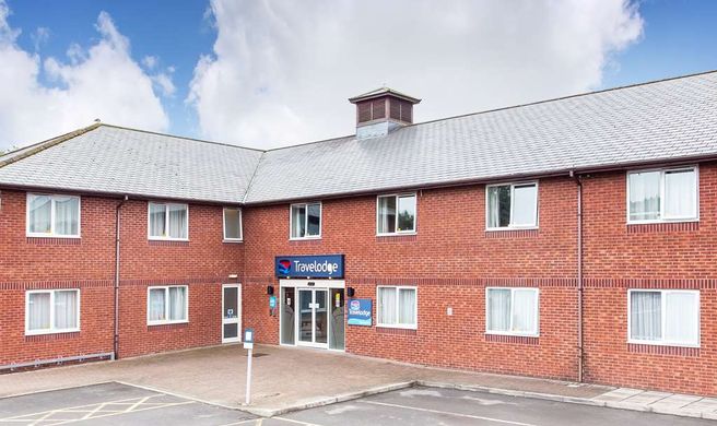 Travelodge Barnstaple Hotel Exterior