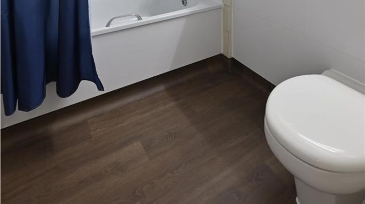 Travelodge Barton Stacey Room