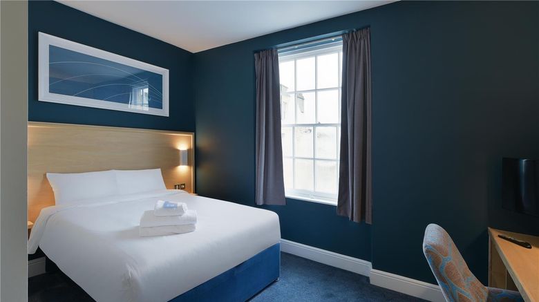 <b>Travelodge Bath Room</b>. Images powered by <a href="https://iceportal.shijigroup.com/" title="IcePortal" target="_blank">IcePortal</a>.