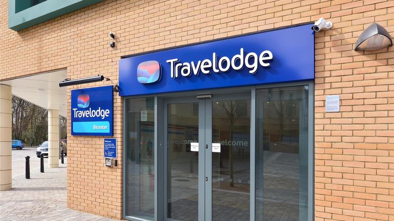 <b>Travelodge Bicester Exterior</b>. Images powered by <a href="https://iceportal.shijigroup.com/" title="IcePortal" target="_blank">IcePortal</a>.