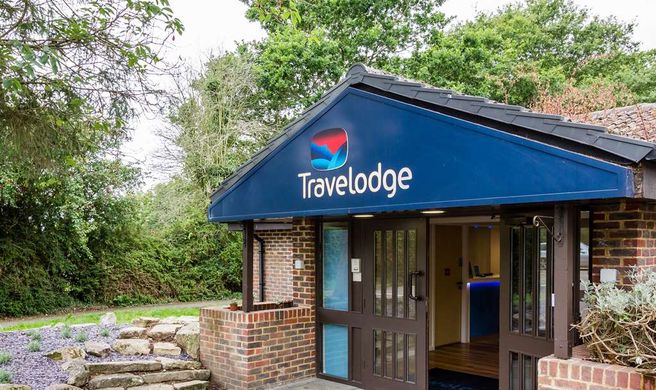 Travelodge Billingshurst Five Oaks Exterior