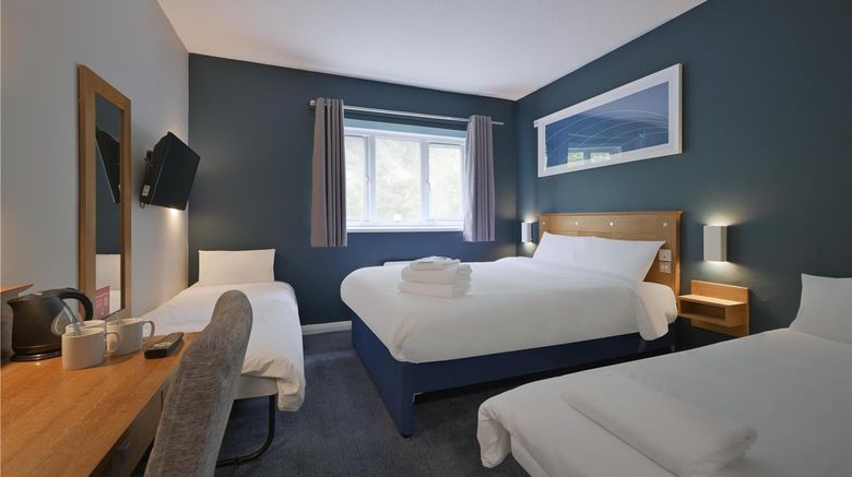 <b>Travelodge Birmingham Castle Bromwich Room</b>. Images powered by <a href="https://iceportal.shijigroup.com/" title="IcePortal" target="_blank">IcePortal</a>.