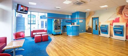 Travelodge Birmingham Central Lobby