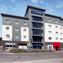 Travelodge Birmingham Halesowen