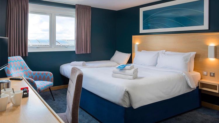 Travelodge Birmingham Hilton Park M6 S Room