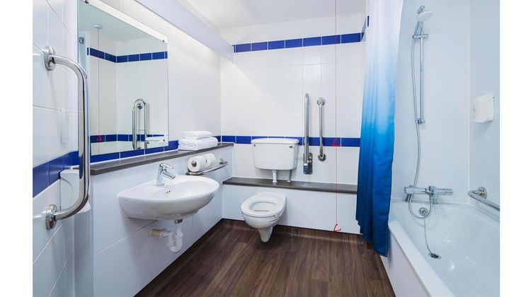 Travelodge Birmingham Hilton Park M6 S Room