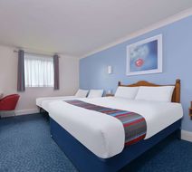 Travelodge Birmingham Kingswinford Room