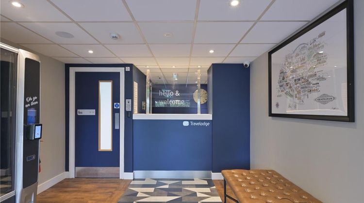 Travelodge Birmingham Oldbury Lobby