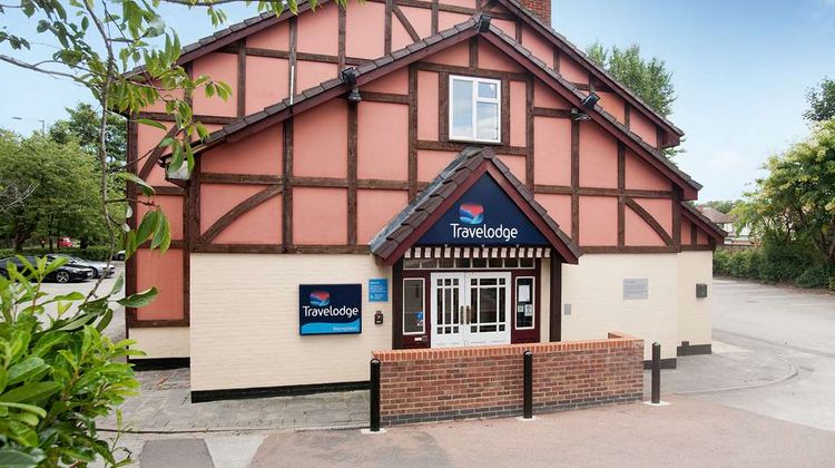 Travelodge Birmingham Streetly Hotel Exterior