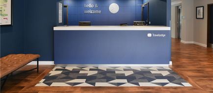 Travelodge Bolton Central River Street Lobby