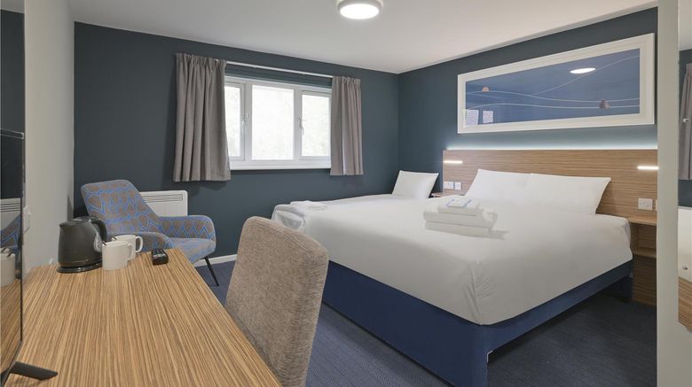 <b>Travelodge Borehamwood Studio Way Room</b>. Images powered by <a href="https://iceportal.shijigroup.com/" title="IcePortal" target="_blank">IcePortal</a>.