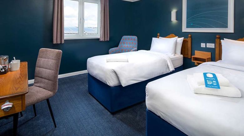 <b>Travelodge Bournemouth Cooper Dean Room</b>. Images powered by <a href="https://iceportal.shijigroup.com/" title="IcePortal" target="_blank">IcePortal</a>.