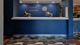 <b>Travelodge Bracknell Central Lobby</b>. Images powered by <a href="https://iceportal.shijigroup.com/" title="IcePortal" target="_blank">IcePortal</a>.