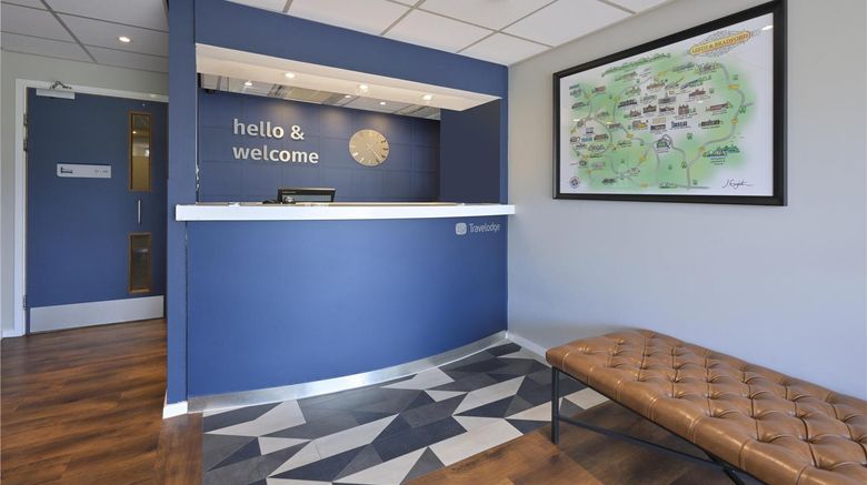 <b>Travelodge Bradford Lobby</b>. Images powered by <a href="https://iceportal.shijigroup.com/" title="IcePortal" target="_blank">IcePortal</a>.