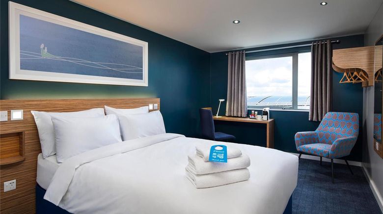 <b>Travelodge Bradford Central Room</b>. Images powered by <a href="https://iceportal.shijigroup.com/" title="IcePortal" target="_blank">IcePortal</a>.