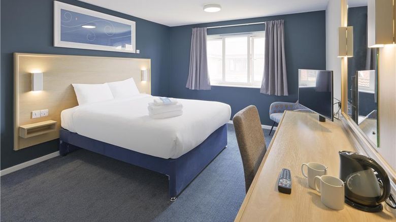 <b>Travelodge Brentwood East Horndon Room</b>. Images powered by <a href="https://iceportal.shijigroup.com/" title="IcePortal" target="_blank">IcePortal</a>.