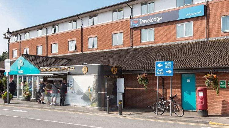 Travelodge Bridgwater Exterior