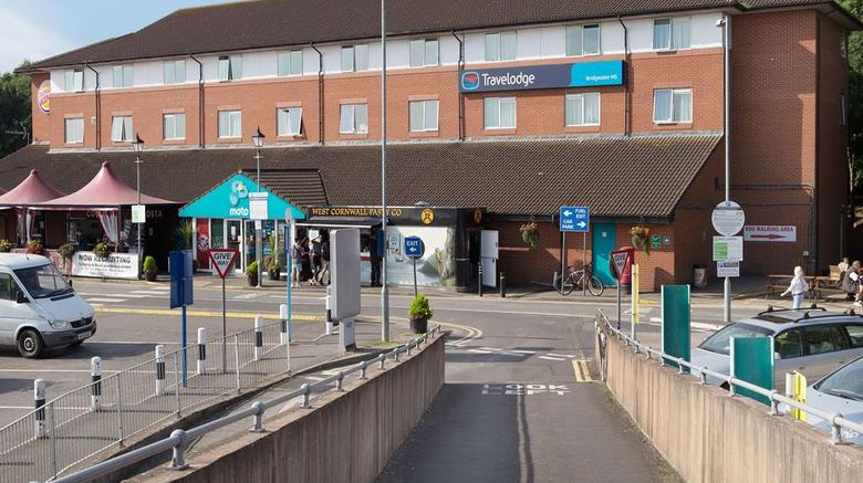 <b>Travelodge Bridgwater Exterior</b>. Images powered by <a href="https://iceportal.shijigroup.com/" title="IcePortal" target="_blank">IcePortal</a>.