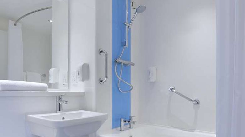 <b>Travelodge Bridgwater Room</b>. Images powered by <a href="https://iceportal.shijigroup.com/" title="IcePortal" target="_blank">IcePortal</a>.