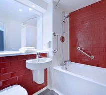 Travelodge Bristol Central Mitchell Room