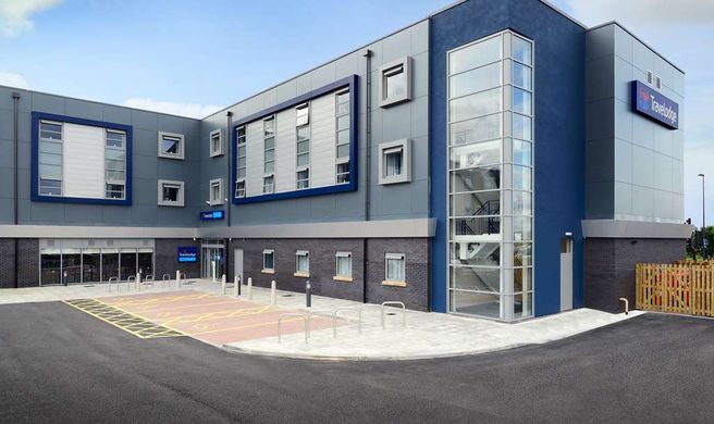 Travelodge Bristol Filton Exterior