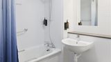 Travelodge Bromborough Room