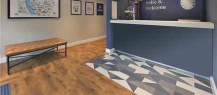 Travelodge Bromborough Lobby