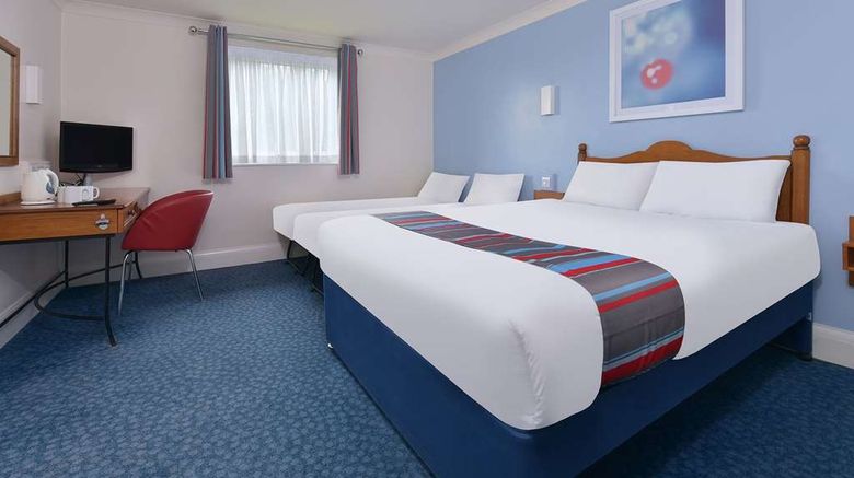 <b>Travelodge Bromsgrove Marlbrook Hotel Room</b>. Images powered by <a href="https://iceportal.shijigroup.com/" title="IcePortal" target="_blank">IcePortal</a>.
