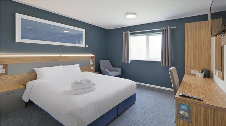 Travelodge Caerphilly Room