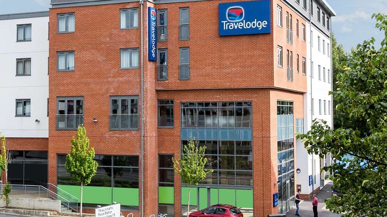 <b>Travelodge Camberley Central Exterior</b>. Images powered by <a href="https://iceportal.shijigroup.com/" title="IcePortal" target="_blank">IcePortal</a>.