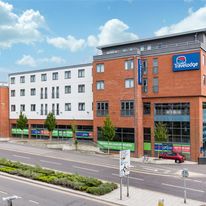 Travelodge Camberley Central